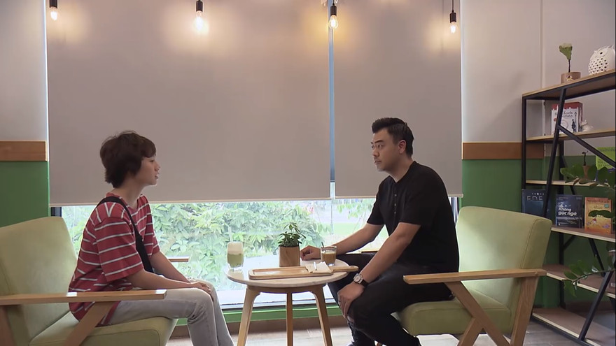 Ánh Dương xin lỗi Quốc và hứa giúp Quốc chinh phục Huệ