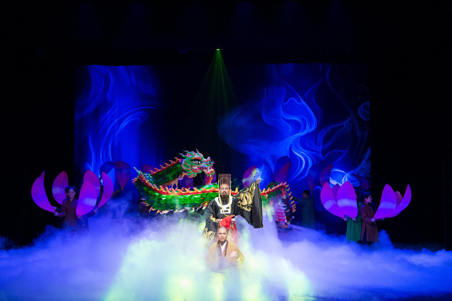 Vở kịch "Huyền thoại gò rồng ấp" về sự ra đời của Lý Công Uẩn