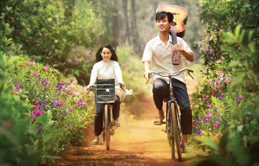 Hình ảnh thơ trong teaser poster "Mắt biếc"