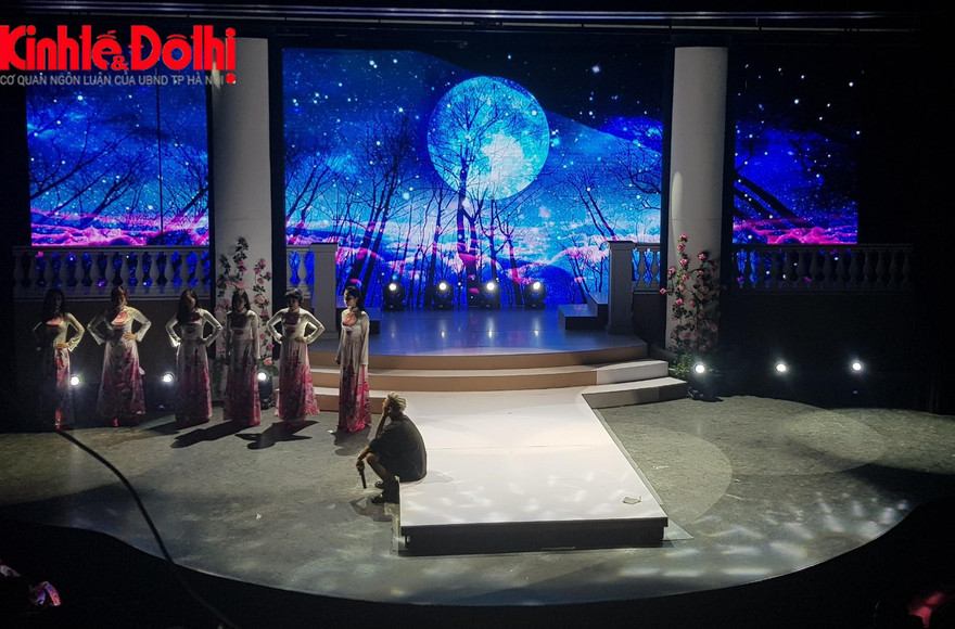 Sau khi tổng duyệt, BTC tự xin dừng tổ chức và được Sở Văn hóa và Thể thao Hà Nội chấp thuận