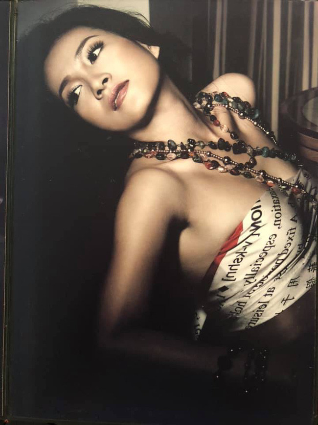 Bà xã Bình Minh khoe ảnh năm 28 tuổi gây 'sốt'