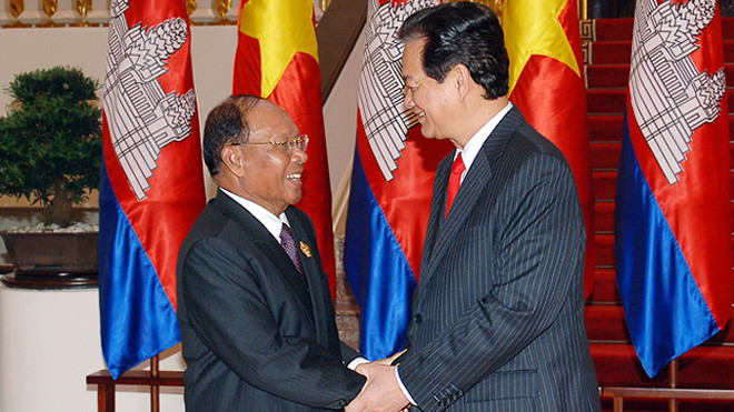 Thủ tướng Nguyễn Tấn Dũng tiếp Chủ tịch Quốc hội Campuchia