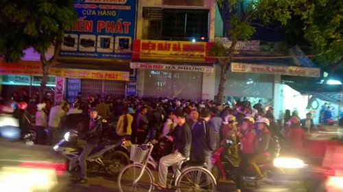 Cửa hàng điện máy Hà Nhung - nơi xảy ra sự việc kinh hoàng. Ảnh: HL.