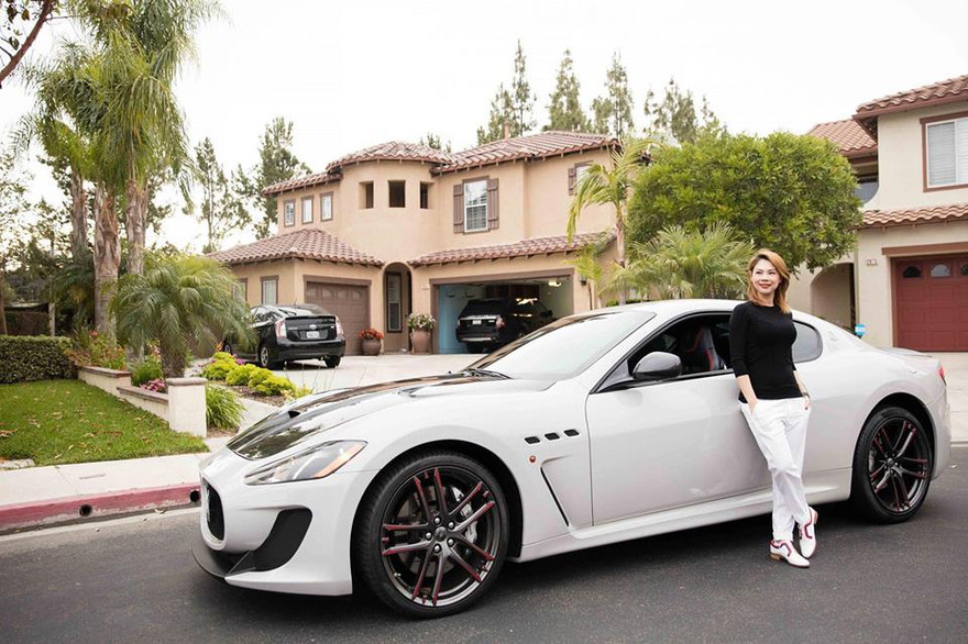 Thanh Thảo khéo khoe xế sang, biệt thự ‘khủng’