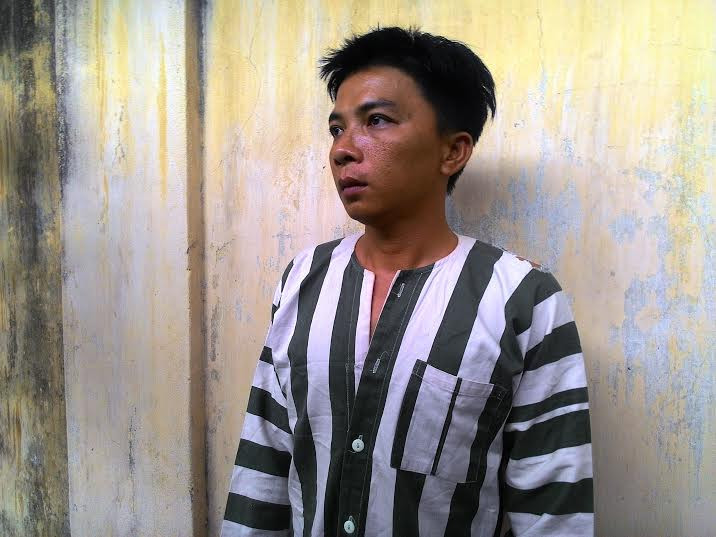 Nghi can Hồ Thanh Hùng tại cơ quan điều tra. Ảnh Việt Văn