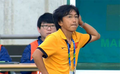 HLV Miura luôn biết cách gây sốc