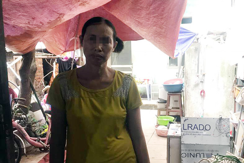 Bà Thành rất đau đớn khi biết con trai mình bị sát hại.