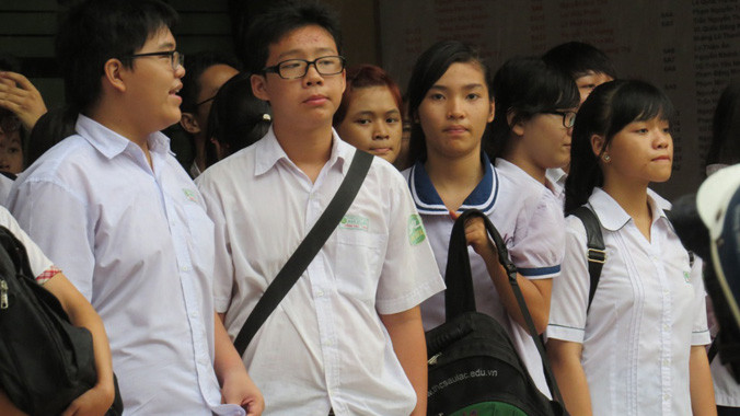 Kỳ thi lớp 10 tại TP.HCM: Đề toán tương đối khó