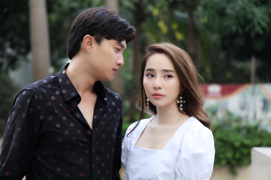 Quỳnh Nga và Quốc Trường có mối quan hệ đặc biệt trong Về nhà đi con