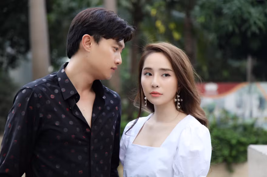 Quỳnh Nga và Quốc Trường có mối quan hệ đặc biệt trong Về nhà đi con