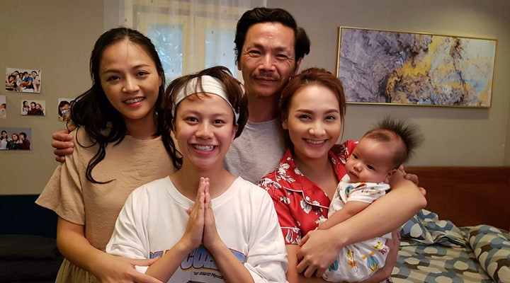 Đoàn làm phim Về nhà đi con chính thức kết thúc quá trình quay phim