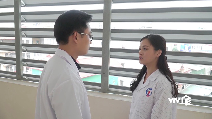 Thành đề nghị Huệ li dị, anh ta cho rằng giờ có thể che chở cho Huệ