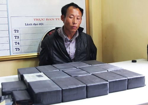 Đối tượng Tráng A Sếnh và tang vật 31 bánh heroin