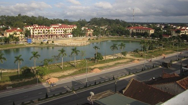 Thị trấn Nghèn, Cam Lộc, Hà Tĩnh rúng động vì vợ chồng Mai-Ánh biến mất cùng 120 tỉ đồng. Ảnh minh họa