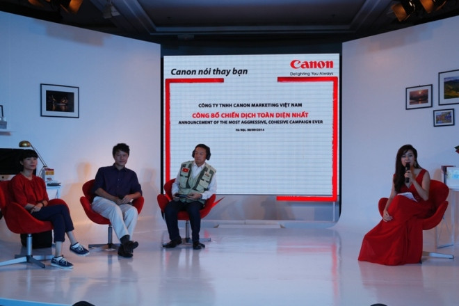 Tổng giám đốc Canon Việt Nam và khách mời nhiếp ảnh gia Hoàng Giang Hải, Maika Elan.