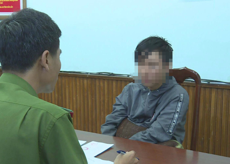 Nam tại cơ quan điều tra