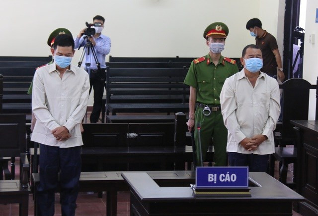 Hai đối tượng tại phiên xét xử sơ thẩm