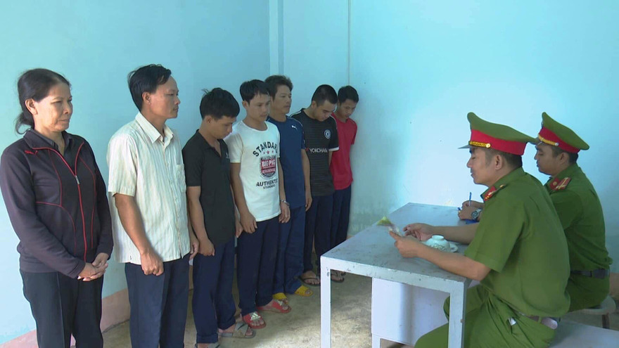 Nhóm đối tượng tại cơ quan điều tra 