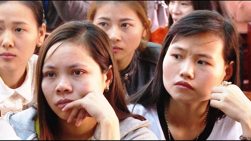 Hàng trăm giáo viên huyện Krông Pắk đứng trước nguy cơ bị mất việc