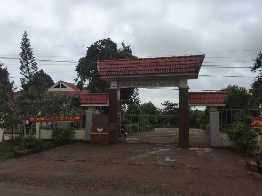 Trường THCS Trần Văn ơn