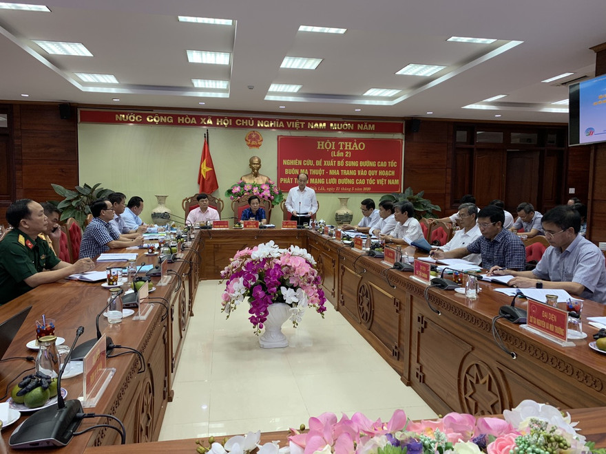 Toàn cảnh hội thảo