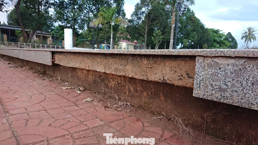 Nhiều hạng mục trong công viên đã hư hỏng