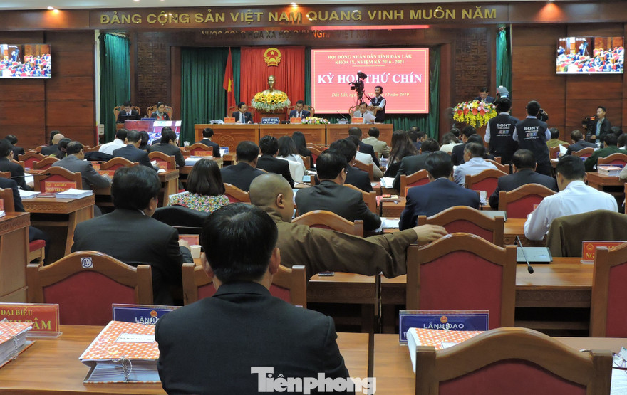 Toàn cảnh kỳ họp thứ Chín