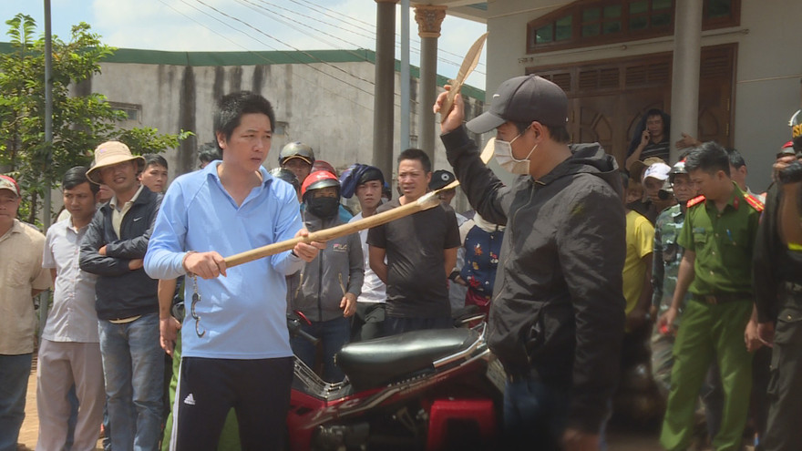 Thực nghiệm hiện trường vụ án mạng do mâu thuẫn ở quán nhậu