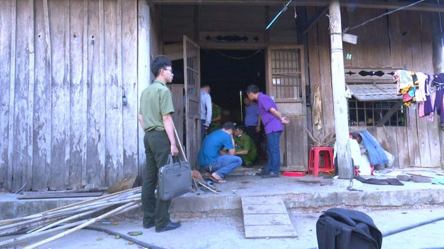 Cơ quan chức năng khám nghiệm hiện trường