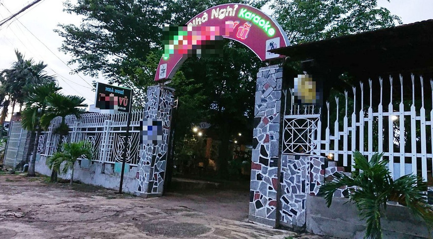 Nơi ông Thuân vào thăm bà Minh bị "trúng gió", "đau bụng"