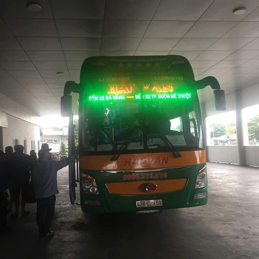 Xe khách Hải Vân