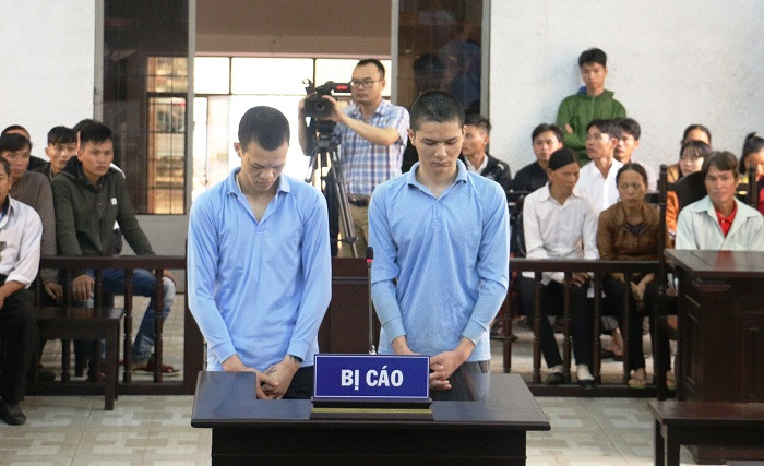 Hai bị cáo Thực và Phóng tại HĐXX