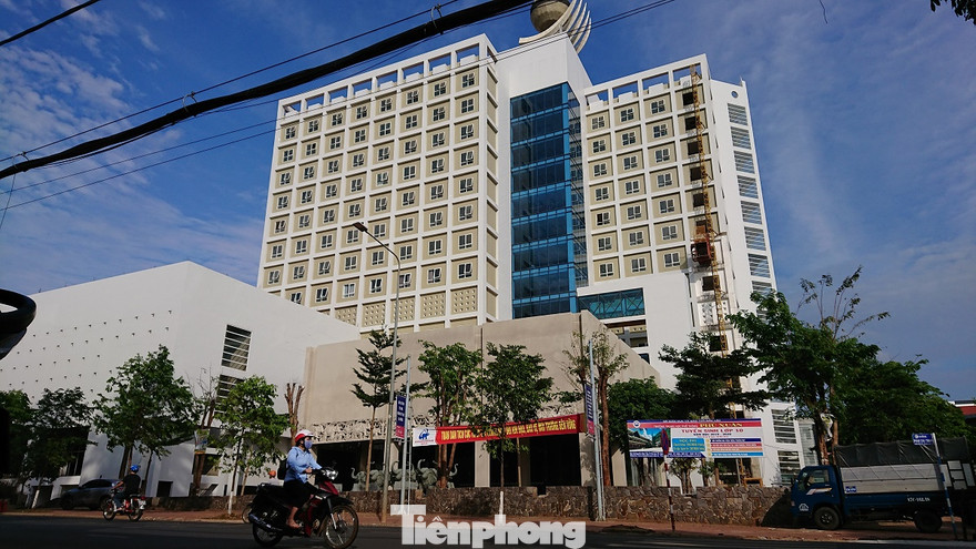 Dự án Trung tâm thương mại Phú Xuân kéo dài suốt 13 năm, đến nay vẫn chưa xong