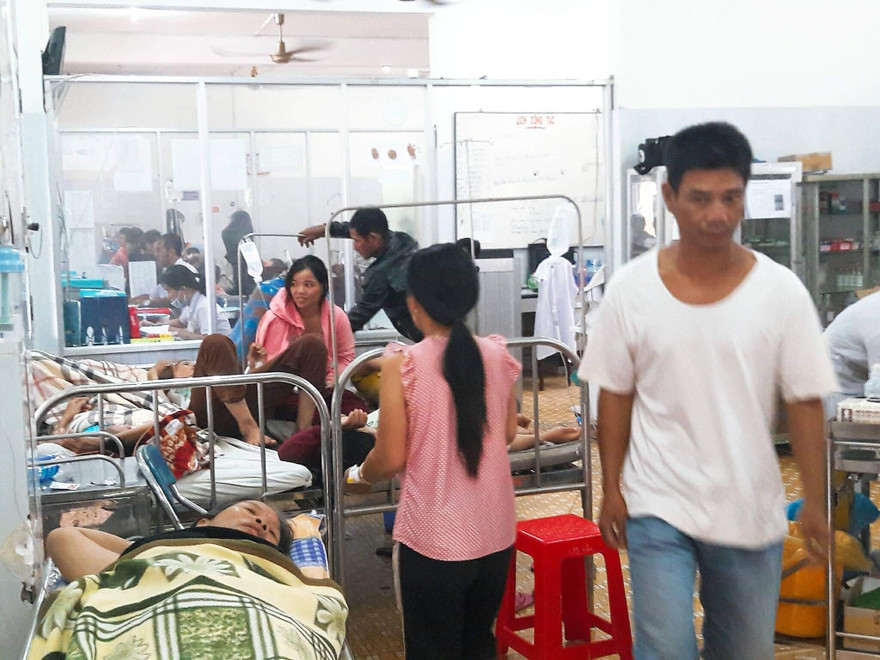 Nhiều người nhập viện vì ngộ độc thực phẩm