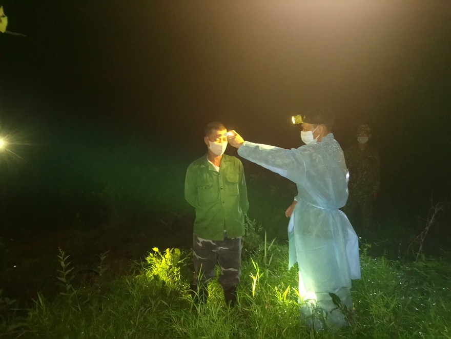 Đồn biên phòng Ea H'leo phát hiện 2 công dân nhập cảnh trái phép 