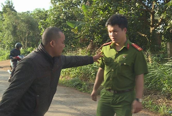 Tùng thực nghiệm hiện trường về hành vi tấn công lực lượng CSGT