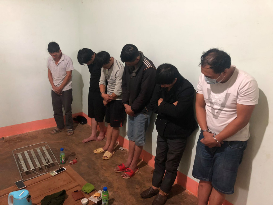 Các đối tượng tại cơ quan điều tra