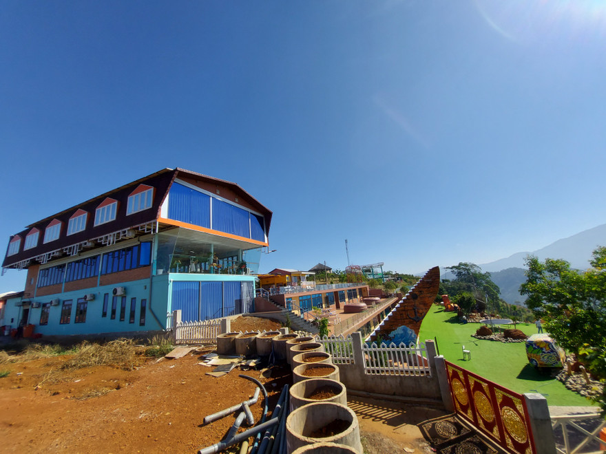 Công trình Cty TNHH Tà Đùng Top View xây dựng trên đất chưa chuyển đổi mục đích sử dụng