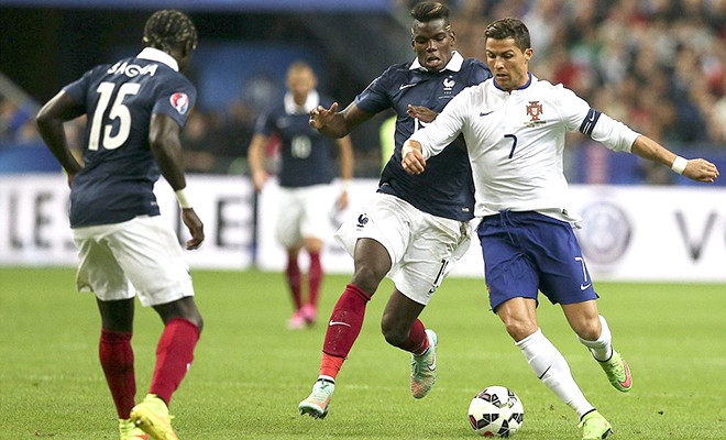 Bản tin EURO: Đội bóng 1 người đối đầu tập thể hùng mạnh