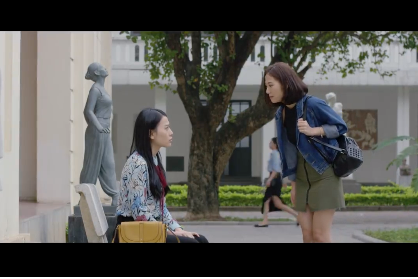 Châu mỉa mai bạn thân về chuyện có bầu trước khi cưới.