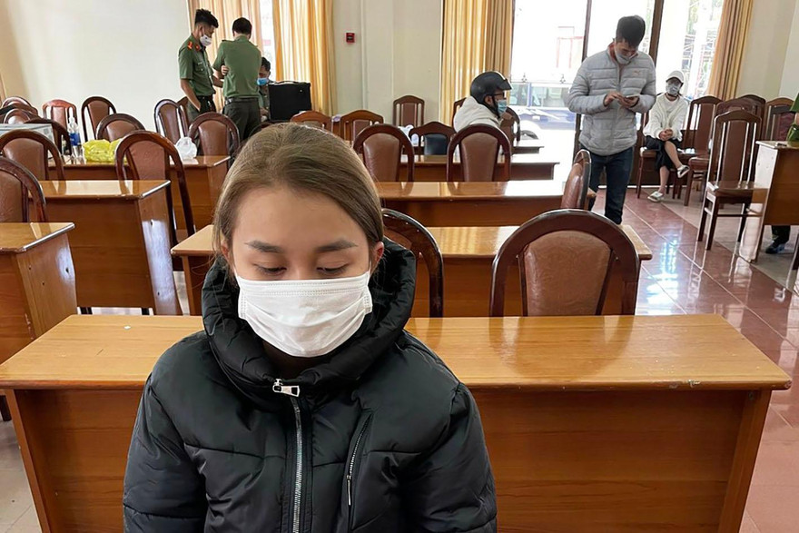 Lê Thị Bích Hoàng bị khởi tố tội “Lừa đảo chiếm đoạt tài sản”