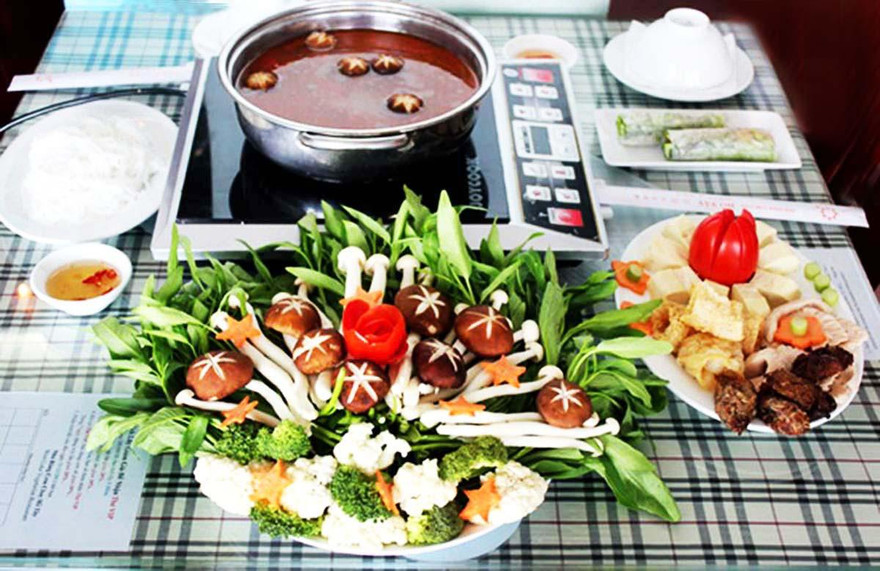 Lẩu nấm tươi Đà Lạt