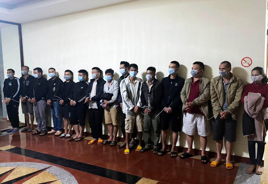 Nhom đối tượng đang bị tạm giữ