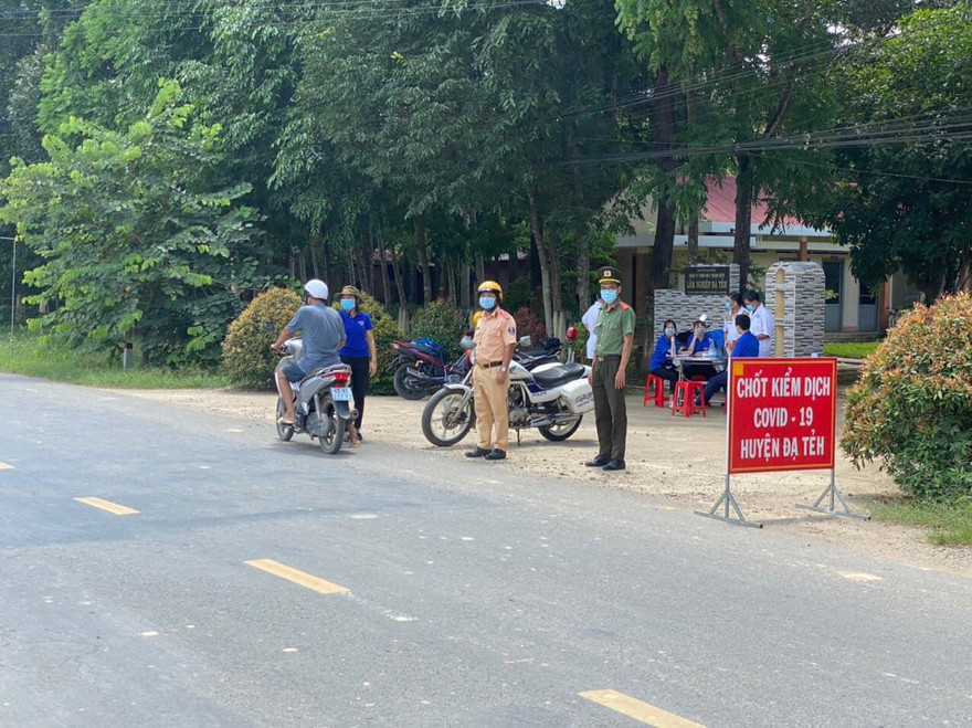 Chốt kiểm soát dịch COVID-19 ở huyện Đạ Tẻh