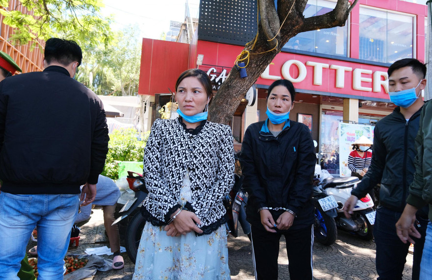 Hai đối tượng chuyên móc túi tại hiện trường các vụ trộm