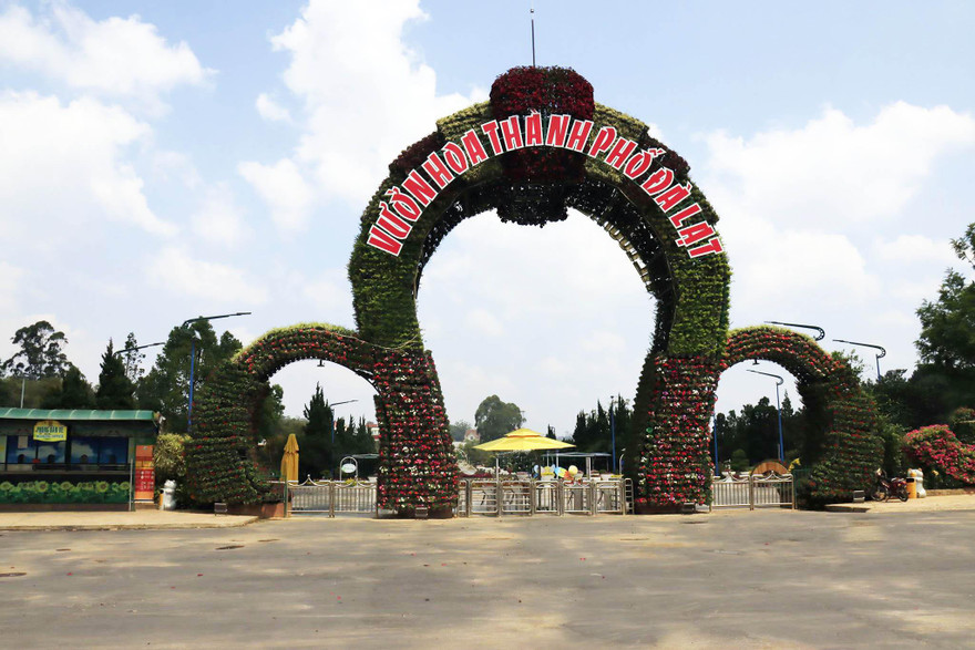 Vườn hoa Đà Lạt vắng tanh
