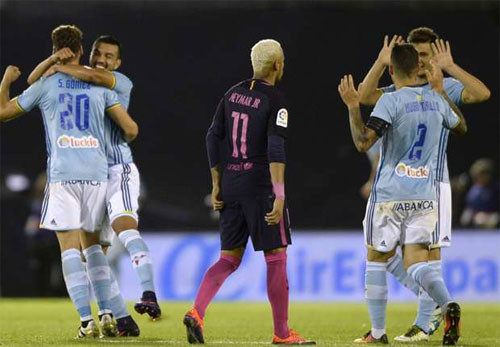 Neymar không thể giúp được gì nhiều cho Barca, trong khi Celta Vigo chơi thăng hoa. Ảnh: Reuters.