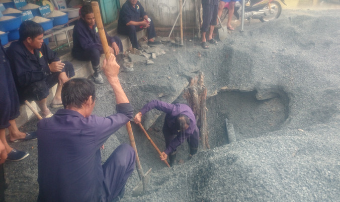 “Hố tử thần” xuất hiện sáng 3/10.