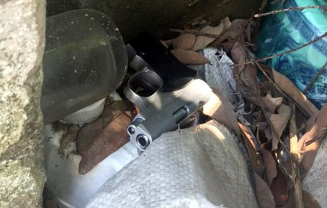 Khẩu súng Tạ Văn Hải khai là nhặt được ở bãi đất khi đi vệ sinh