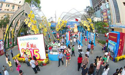 Lễ hội đường sách Ất Mùi 2015 (ảnh internet).